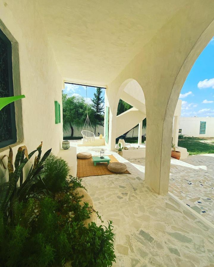 Dar Oueghlani - Maison D'Hotes El Mây Exterior foto